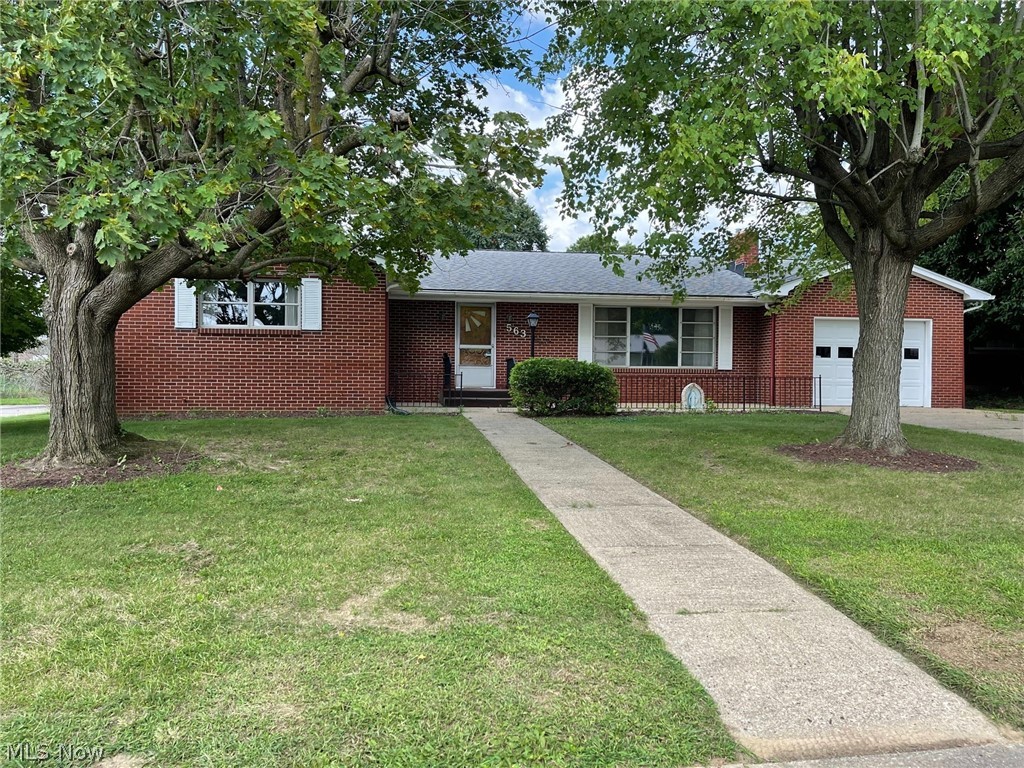 563 Harding Road Zanesville, OH 43701 - Photo 1 of 17 Gallery Image 1