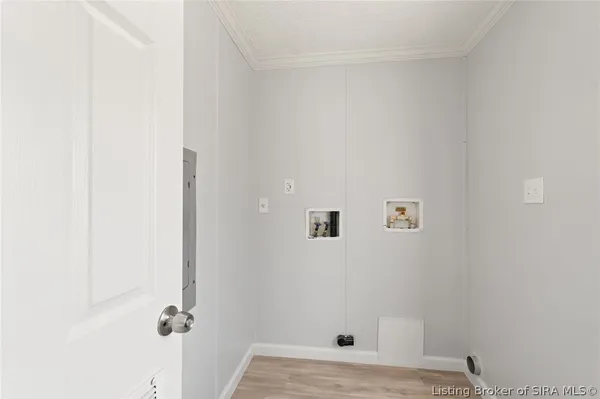 $229,900 | 2485 Chinn Drive Southwest, Corydon, IN 47112