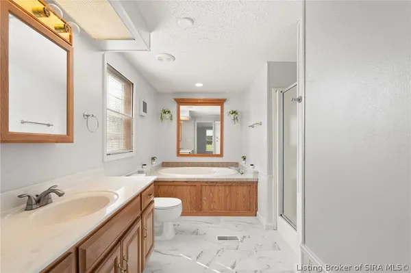 $229,900 | 2485 Chinn Drive Southwest, Corydon, IN 47112