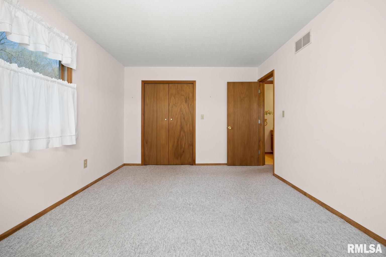 66 Millpoint Road East Peoria, IL 61611 - Photo 14 of 44