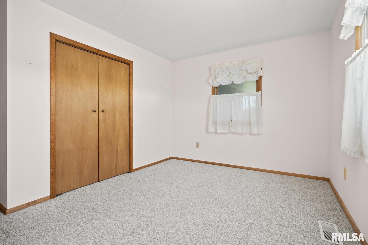 66 Millpoint Road East Peoria, IL 61611 - Photo 17 of 44