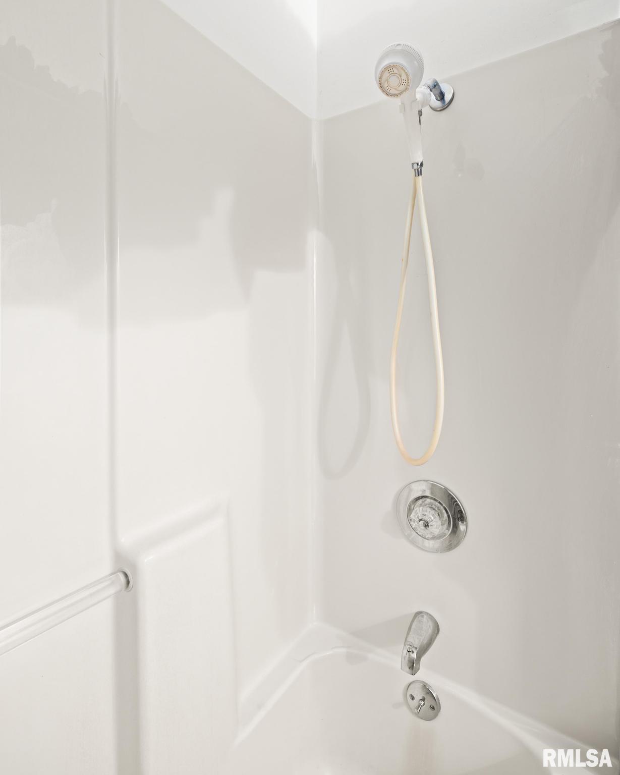 66 Millpoint Road East Peoria, IL 61611 - Photo 19 of 44