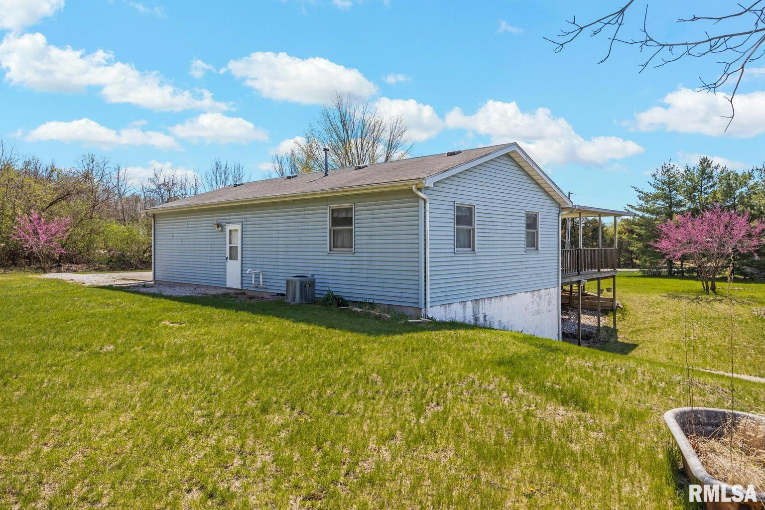 66 Millpoint Road East Peoria, IL 61611 - Photo 31 of 44