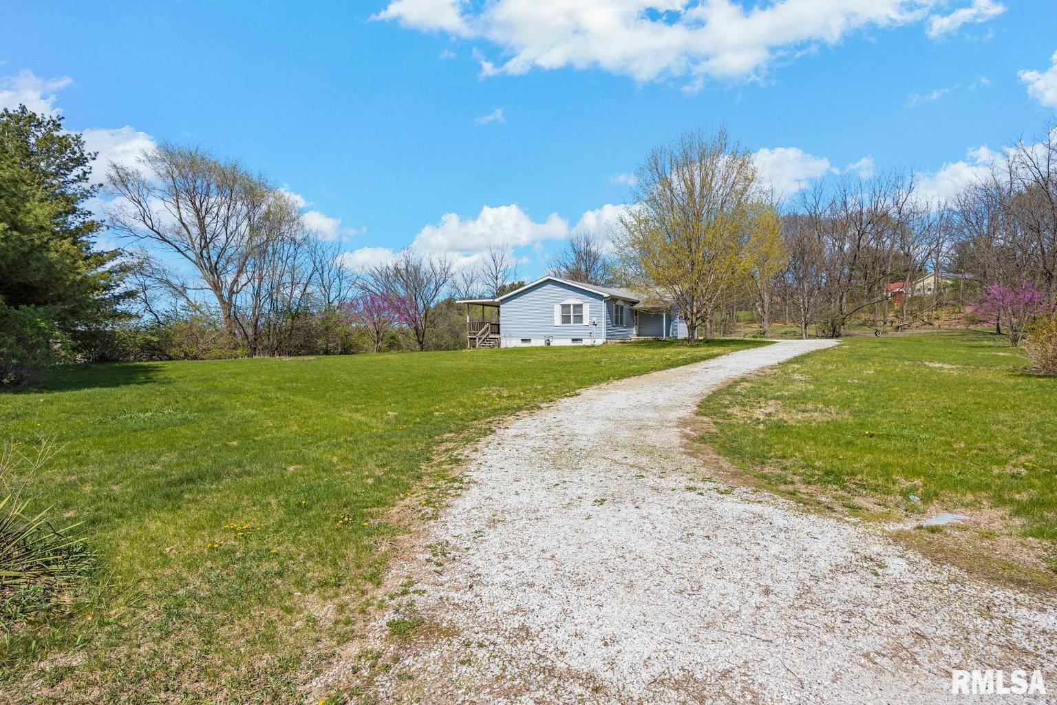 66 Millpoint Road East Peoria, IL 61611 - Photo 33 of 44