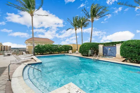 $665,000 | 403 South Sapodilla Avenue, Unit 511, West Palm Beach, FL 33401