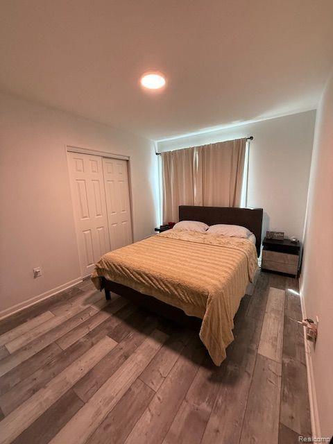 4620 John Daly Road Dearborn Heights, MI 48125 - Photo 5 of 20 Bedroom