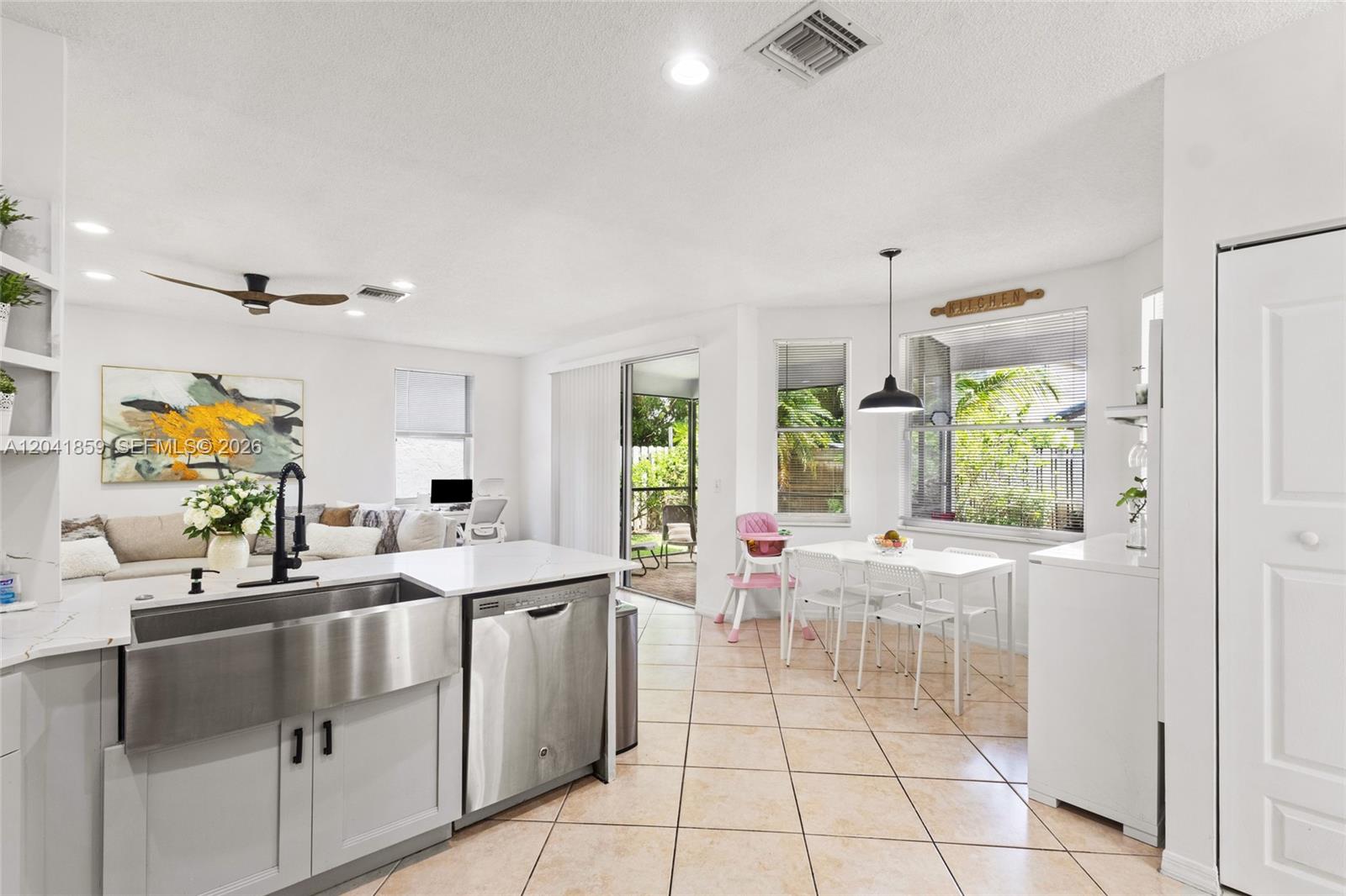 18222 Southwest 27th Street Miramar, FL 33029 - Photo 9 of 32