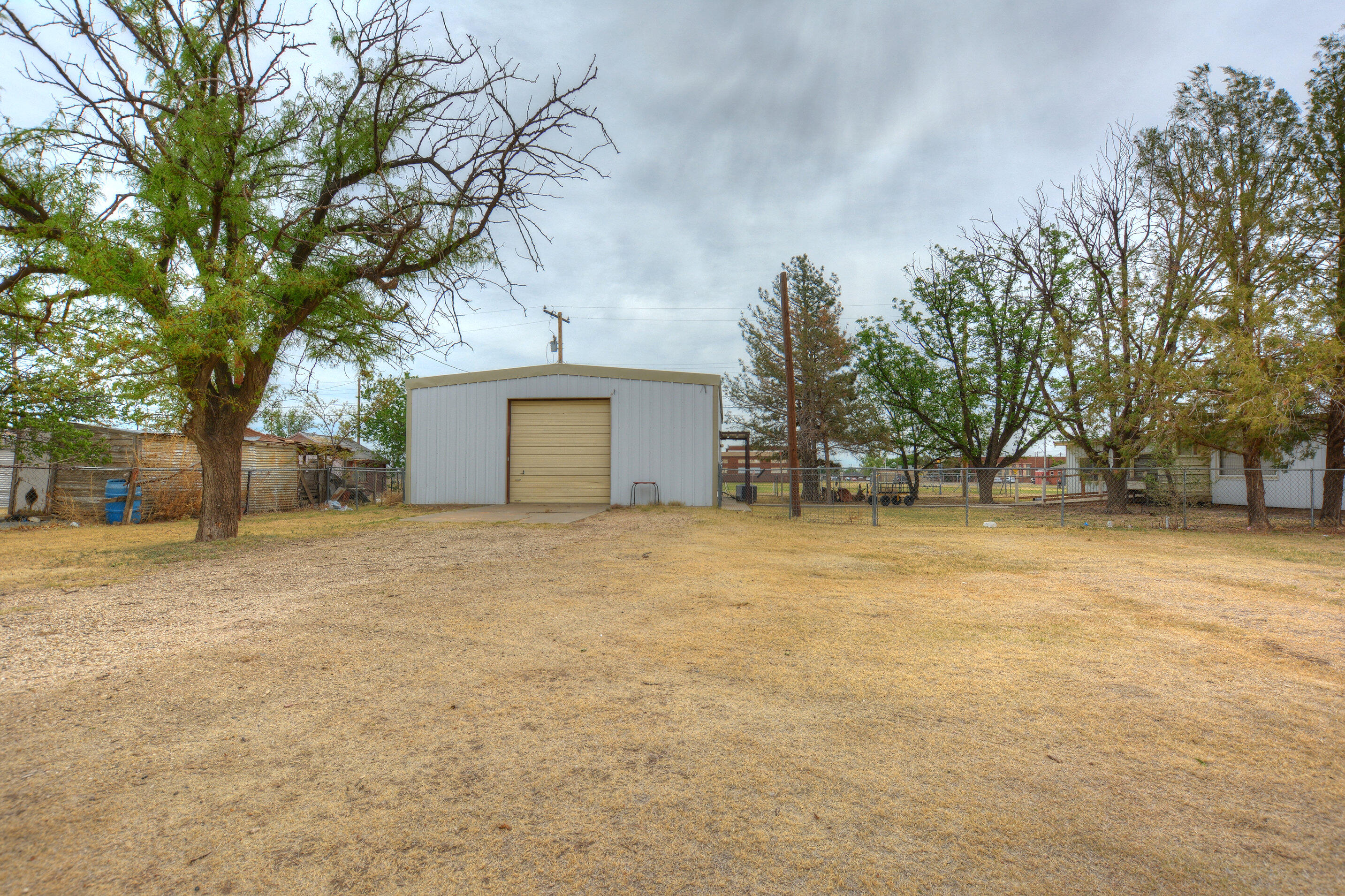 905 10th Street Ralls, TX 79357 - Photo 6 of 8 6