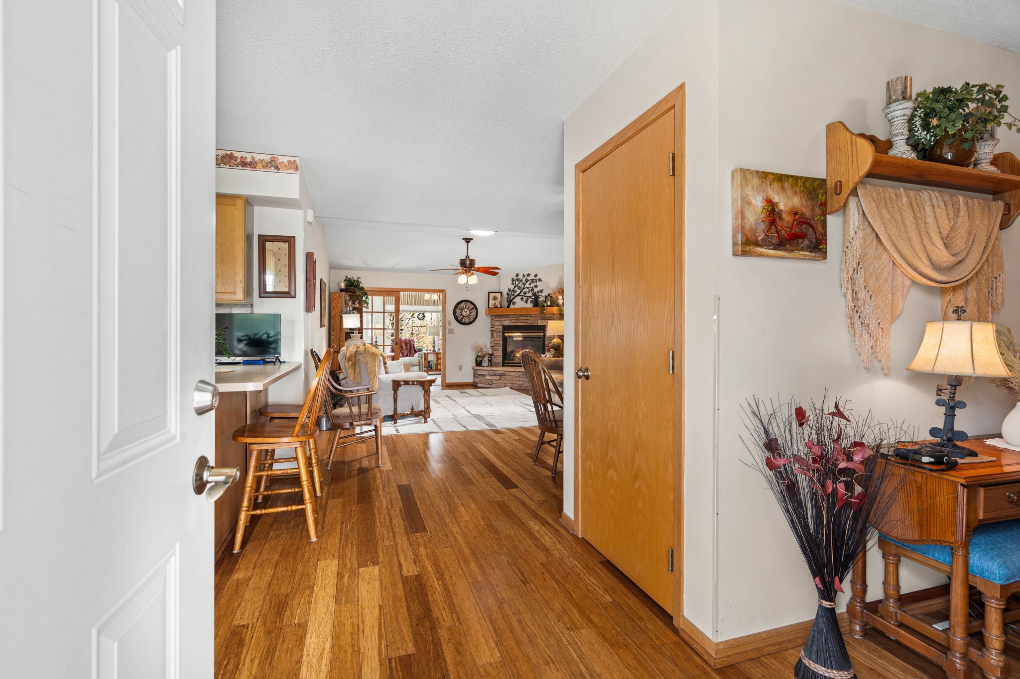 10547 Grandview Lane Hayward, WI 54843 - Photo 6 of 40 Enter into this generous and inviting foyer with bamboo hardwood floors.