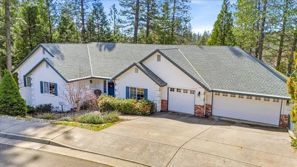 $649,000 | 132 Picadilly Lane, Grass Valley, CA 95949