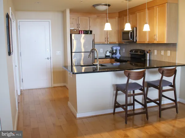 $2,500 | 888 North Quincy Street, Unit 1308, Arlington, VA 22203