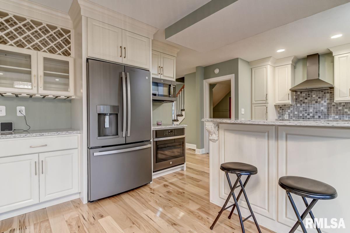 20 Hazel Dell Lane Springfield, IL 62712 - Photo 9 of 61 Gallery Image 9