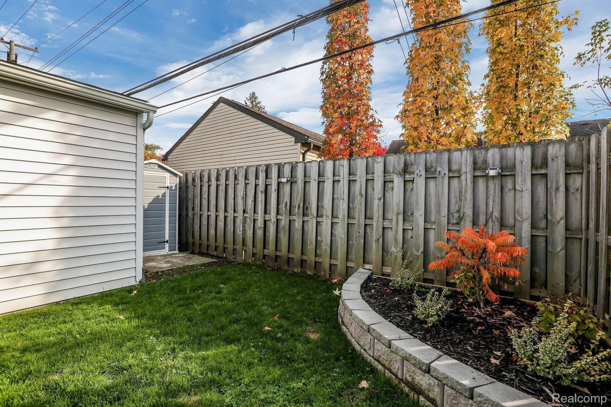 1161 Princeton Road Berkley, MI 48072 - Photo 25 of 30 1161+Princeton+Rd+Berkley-27-WebQuality.jpg