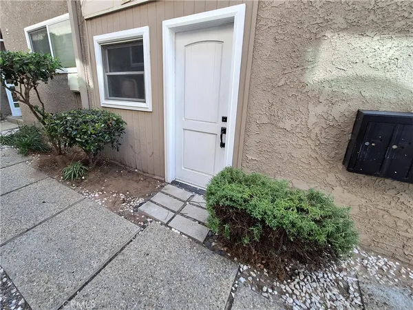 $4,950 | 2305 Rockefeller Lane, Unit A, Redondo Beach, CA 90278