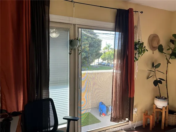 $4,950 | 2305 Rockefeller Lane, Unit A, Redondo Beach, CA 90278