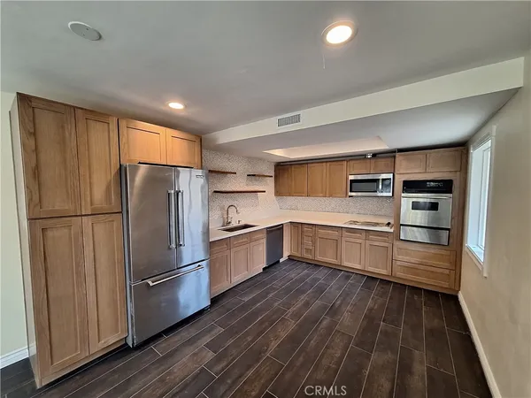 $4,950 | 2305 Rockefeller Lane, Unit A, Redondo Beach, CA 90278