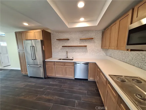 $4,950 | 2305 Rockefeller Lane, Unit A, Redondo Beach, CA 90278