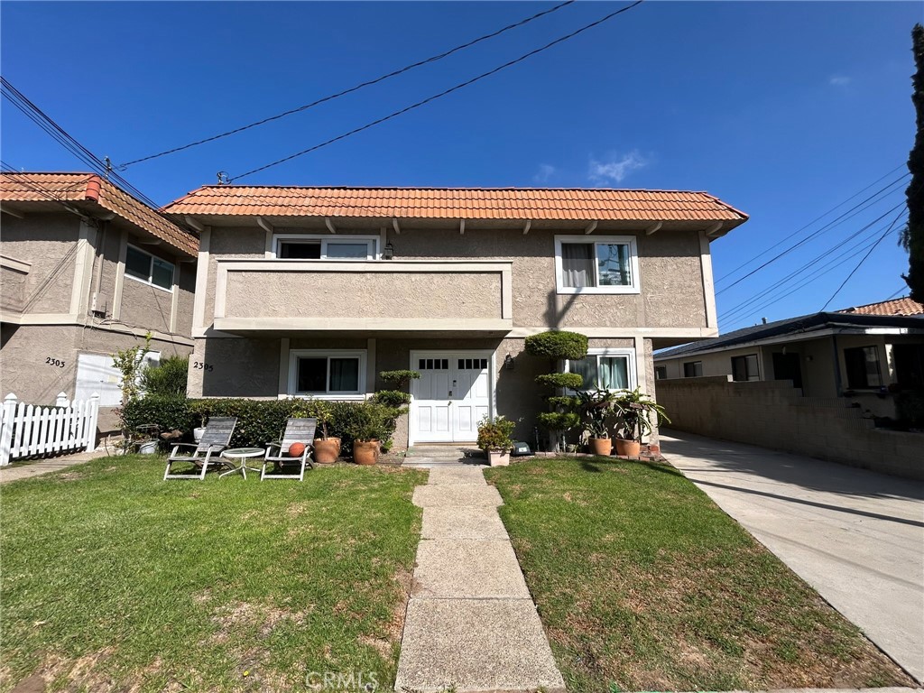 2305 Rockefeller Lane, Unit A Redondo Beach, CA 90278 - Photo 3 of 53 a view of outdoor space yard and patio