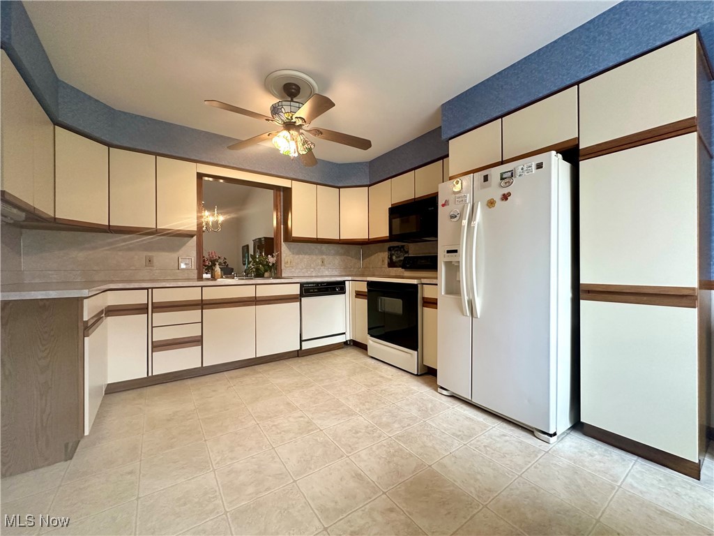 1139 Shadow Ridge Drive Niles, OH 44446 - Photo 16 of 40 Gallery Image 16