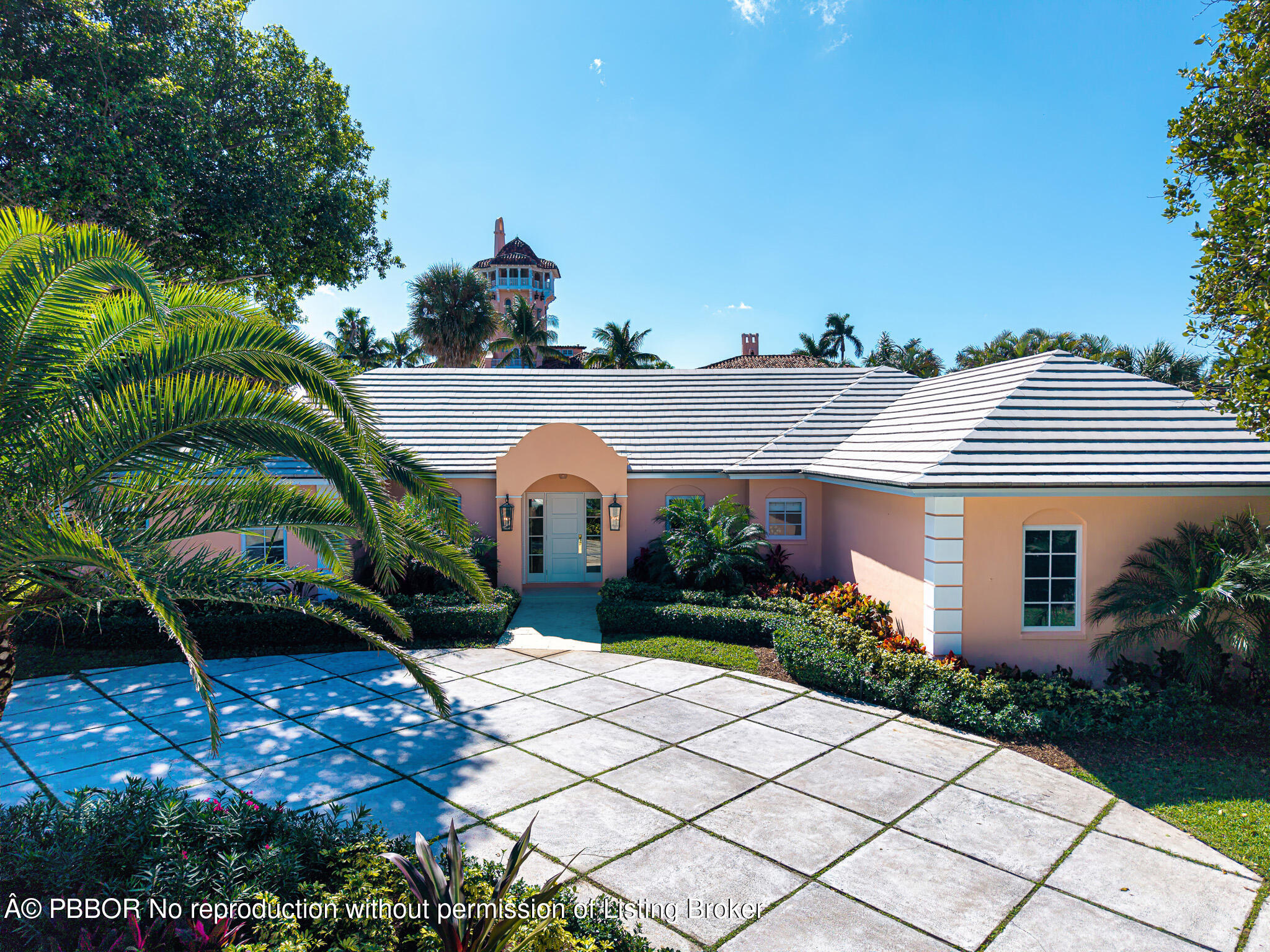 124 Woodbridge Road Palm Beach, FL 33480 - Photo 2 of 44 124 Woodbridge Rd
