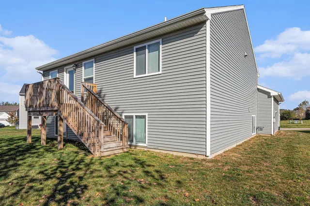 $299,900 | 3049 Trafalgar Drive, Flushing, MI 48433