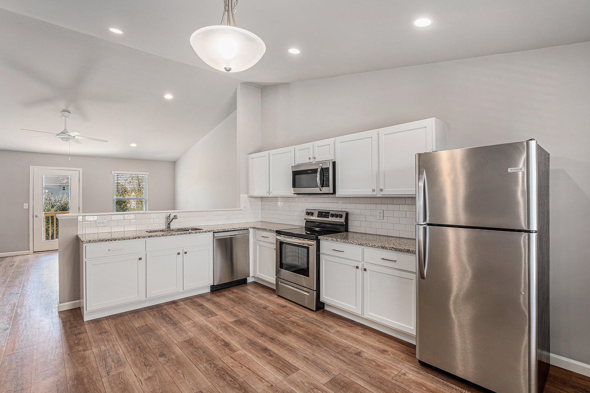 3049 Trafalgar Drive Flushing, MI 48433 - Photo 14 of 22 HDP060-i2060-Nook