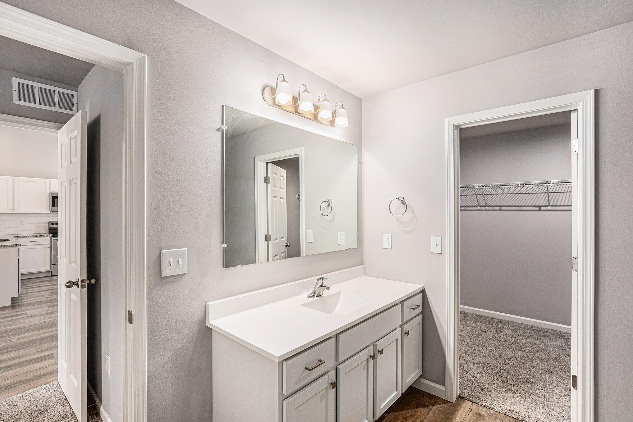 3049 Trafalgar Drive Flushing, MI 48433 - Photo 15 of 22 HDP060-i2060-Primary Bath