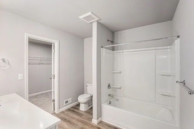 $299,900 | 3049 Trafalgar Drive, Flushing, MI 48433