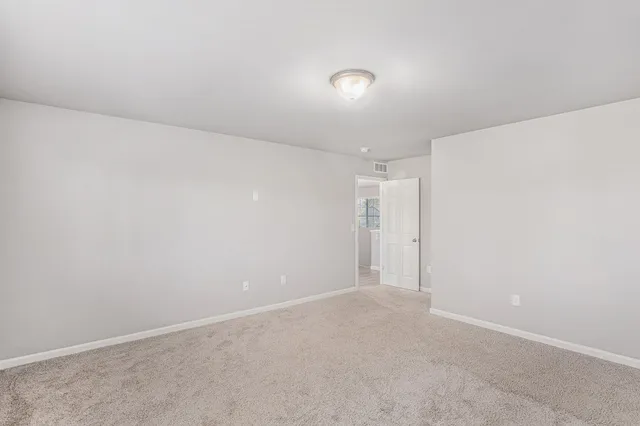 $299,900 | 3049 Trafalgar Drive, Flushing, MI 48433