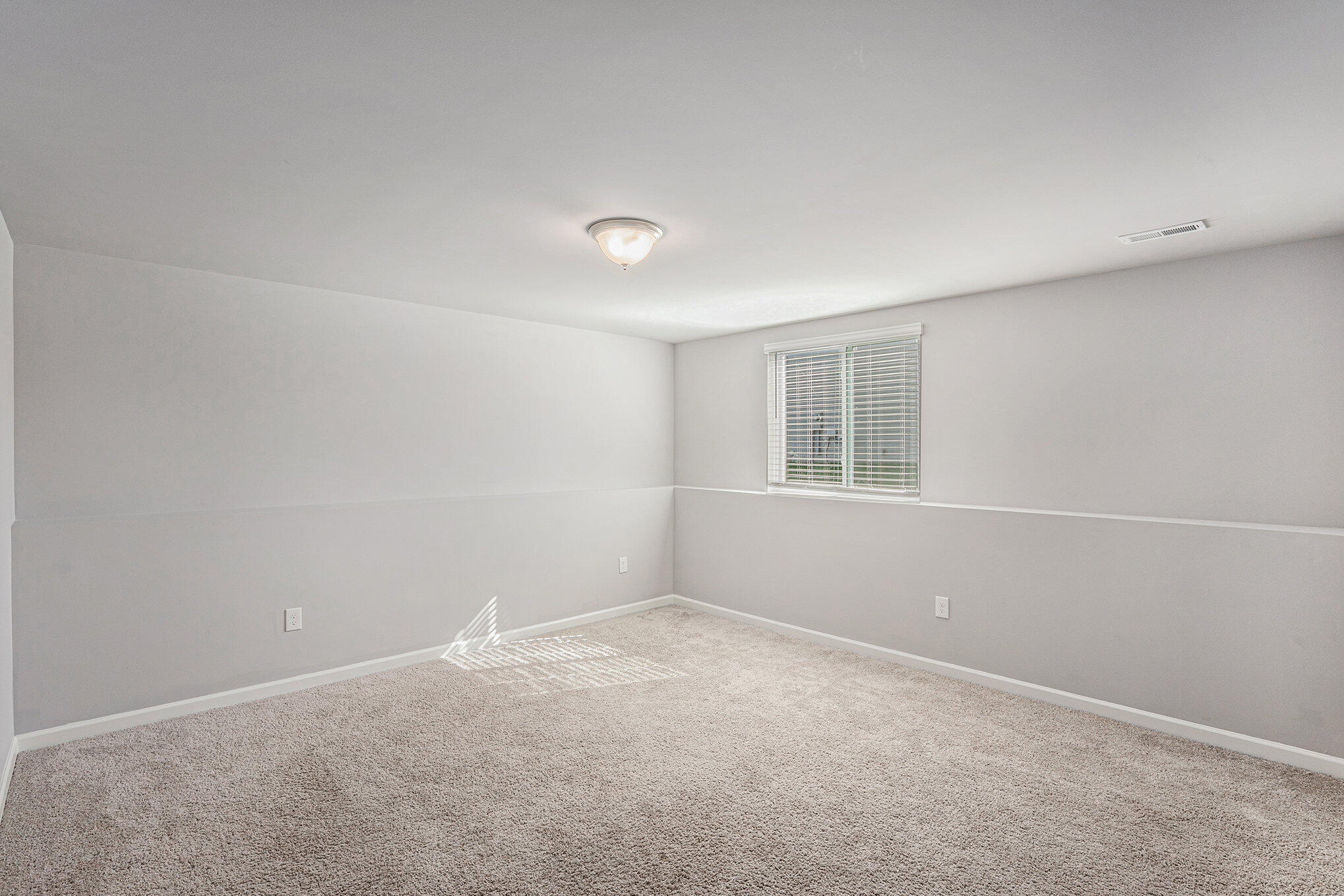 3049 Trafalgar Drive Flushing, MI 48433 - Photo 3 of 22 HDP060-i2060-BR3