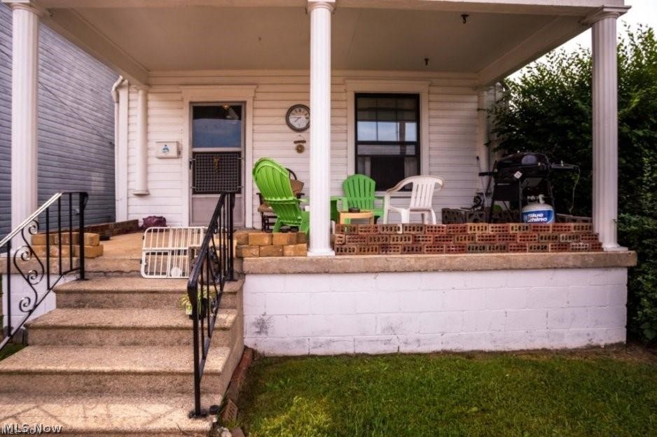 100 25th Street Wellsburg, WV 26070 - Photo 2 of 10