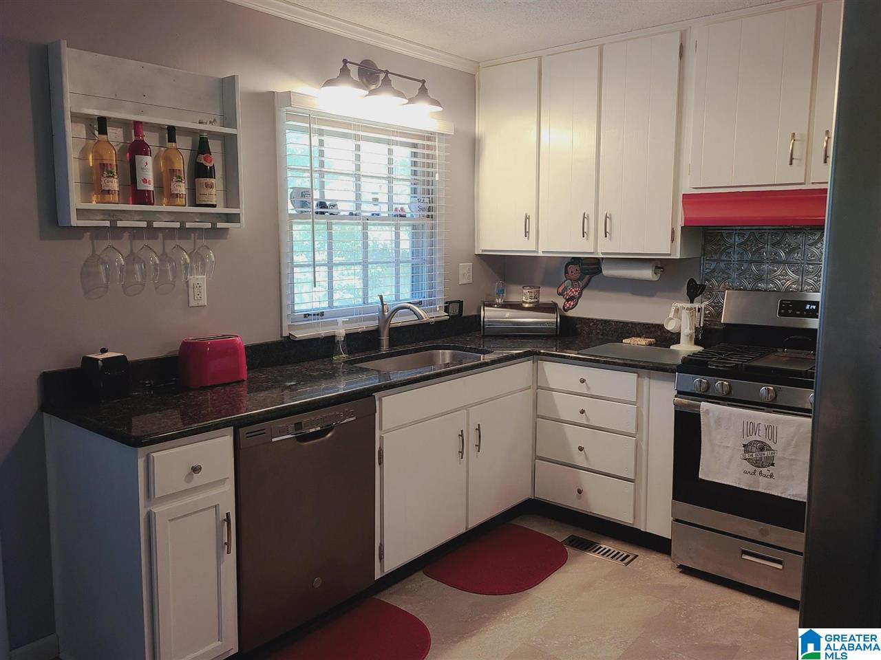 1304 6th Street West Jasper, AL 35501 - Photo 4 of 13