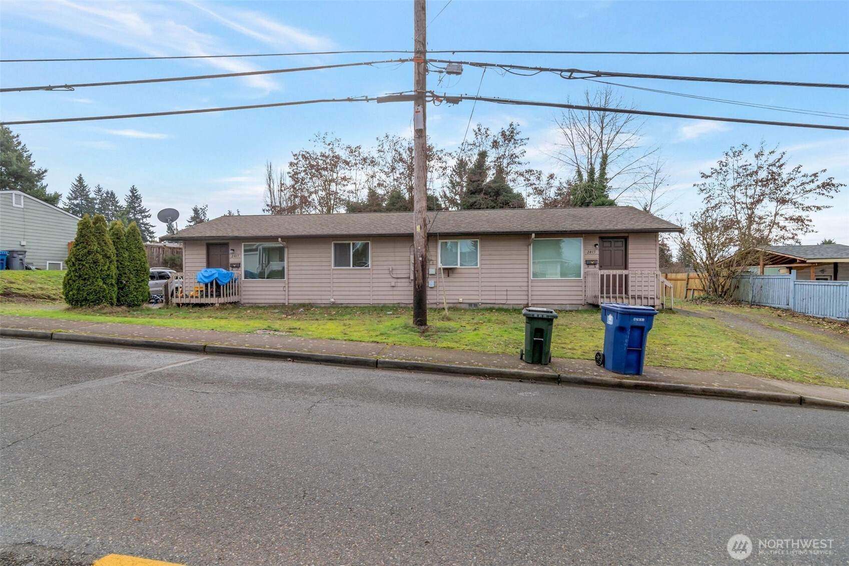 2815-2817 Northeast 7th Street Renton, WA 98056 - Photo 2 of 15