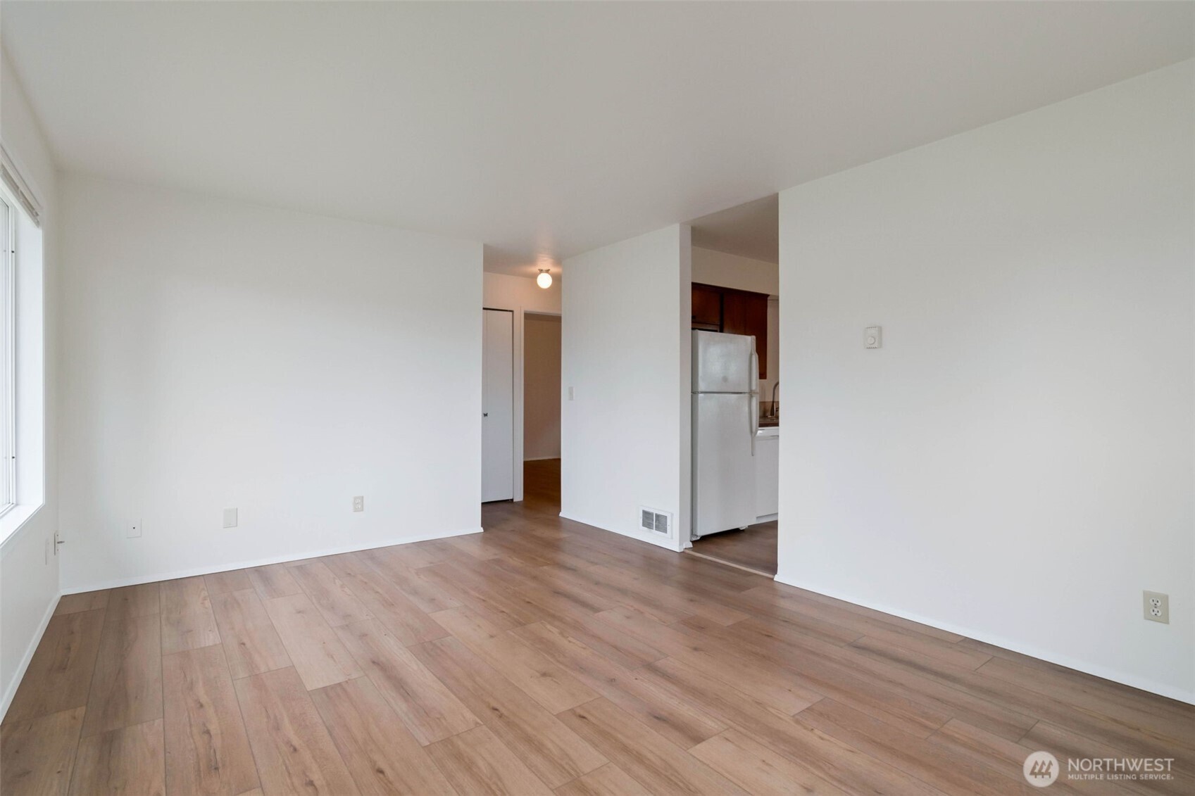 2815-2817 Northeast 7th Street Renton, WA 98056 - Photo 5 of 15