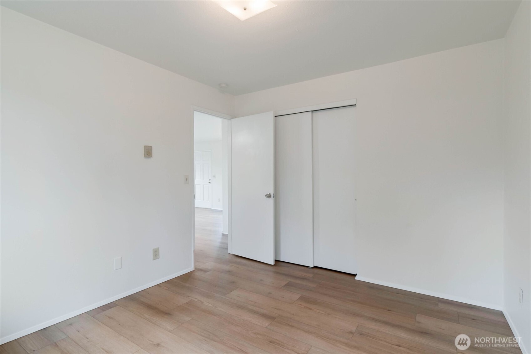 2815-2817 Northeast 7th Street Renton, WA 98056 - Photo 10 of 15