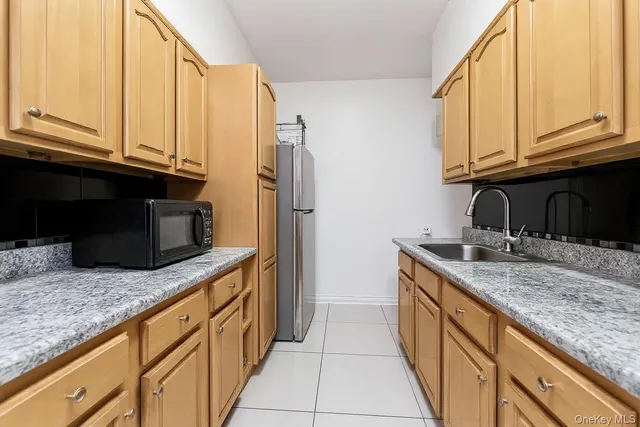 $450,000 | 34-20 83rd Street, Unit 2D | Jackson Heights