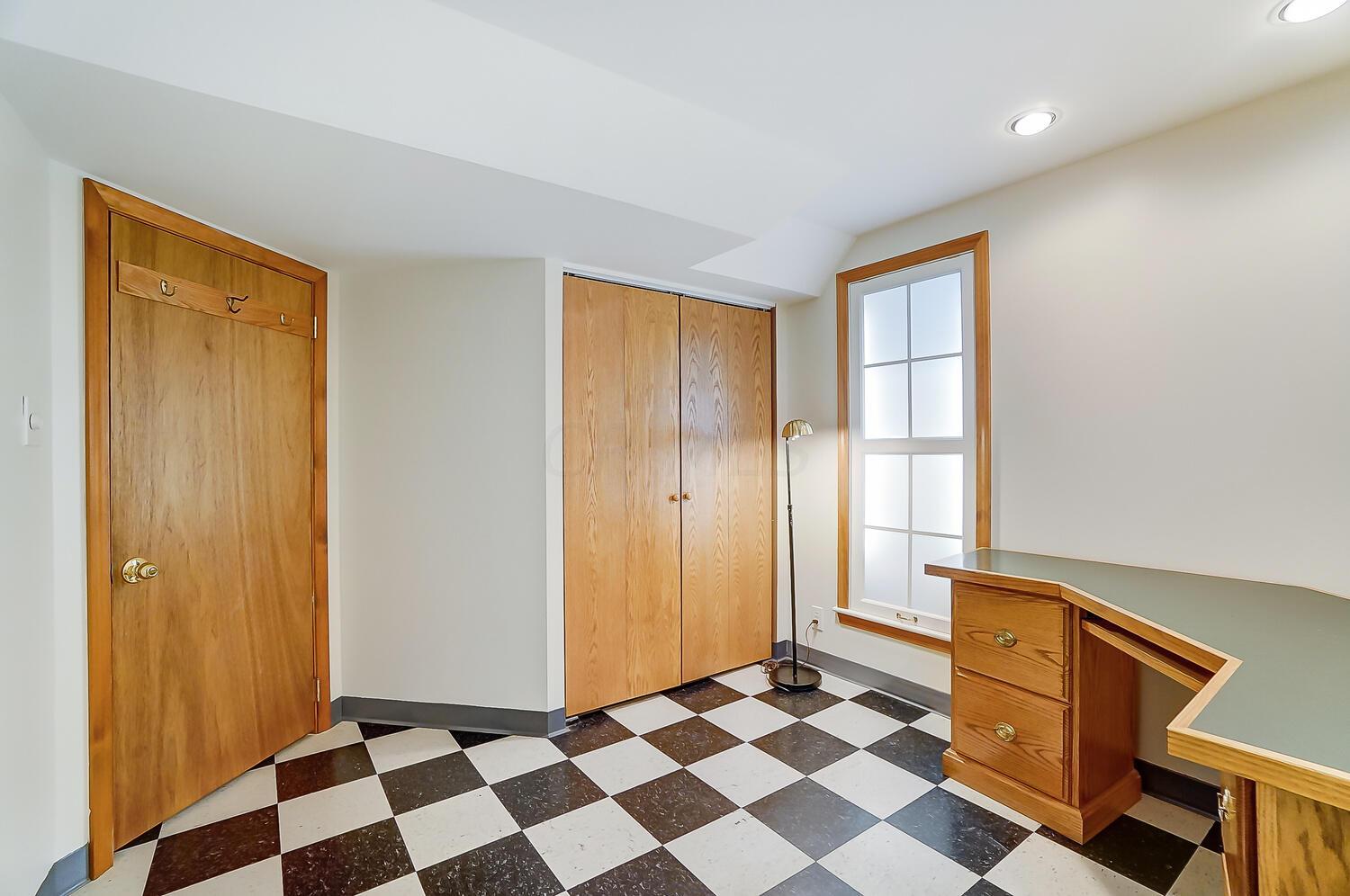 2895 Halstead Road Upper Arlington, OH 43221 - Photo 44 of 63 50041490-051_web