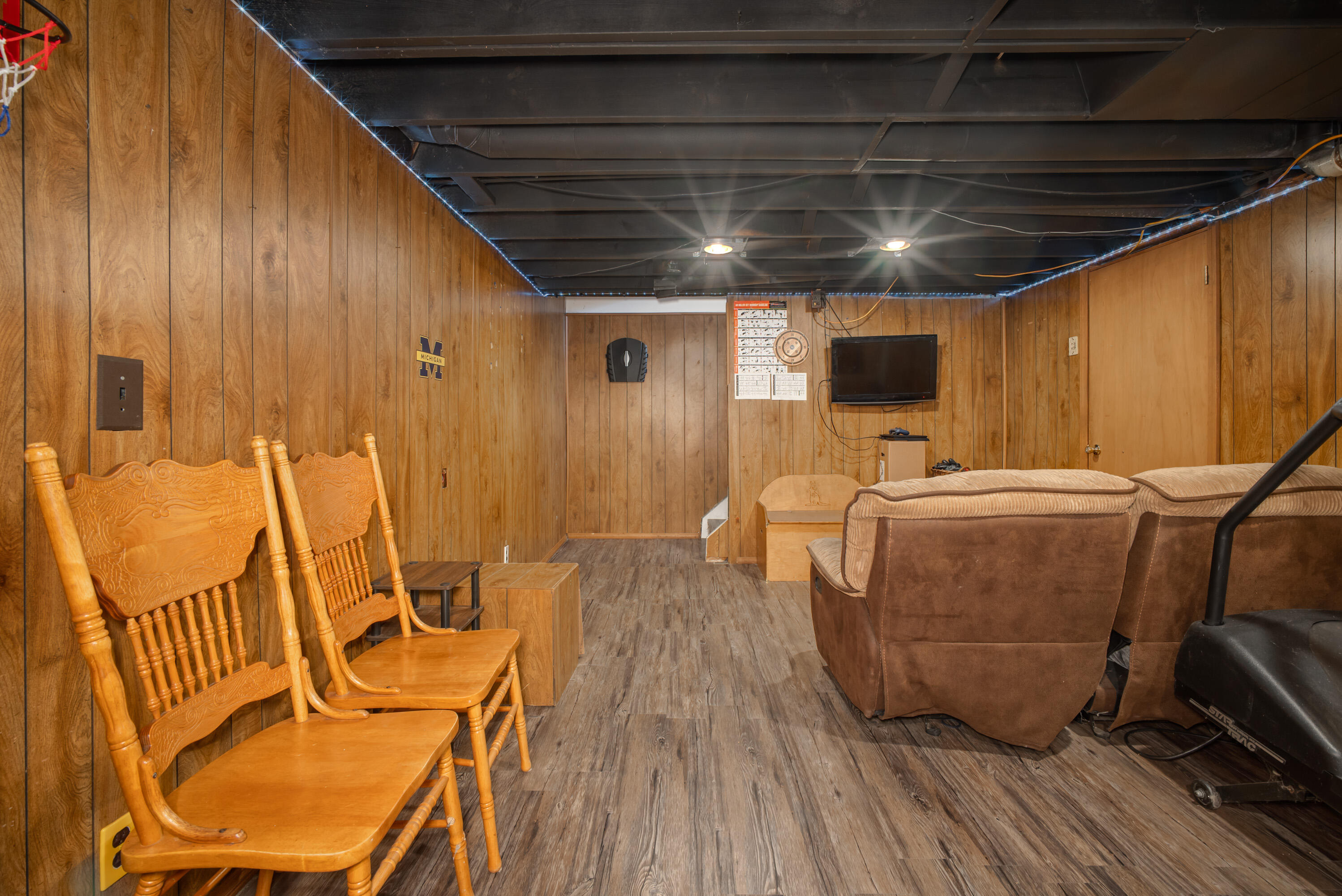 9137 Rucker Road Grosse Ile, MI 48138 - Photo 28 of 41 Finished Basement