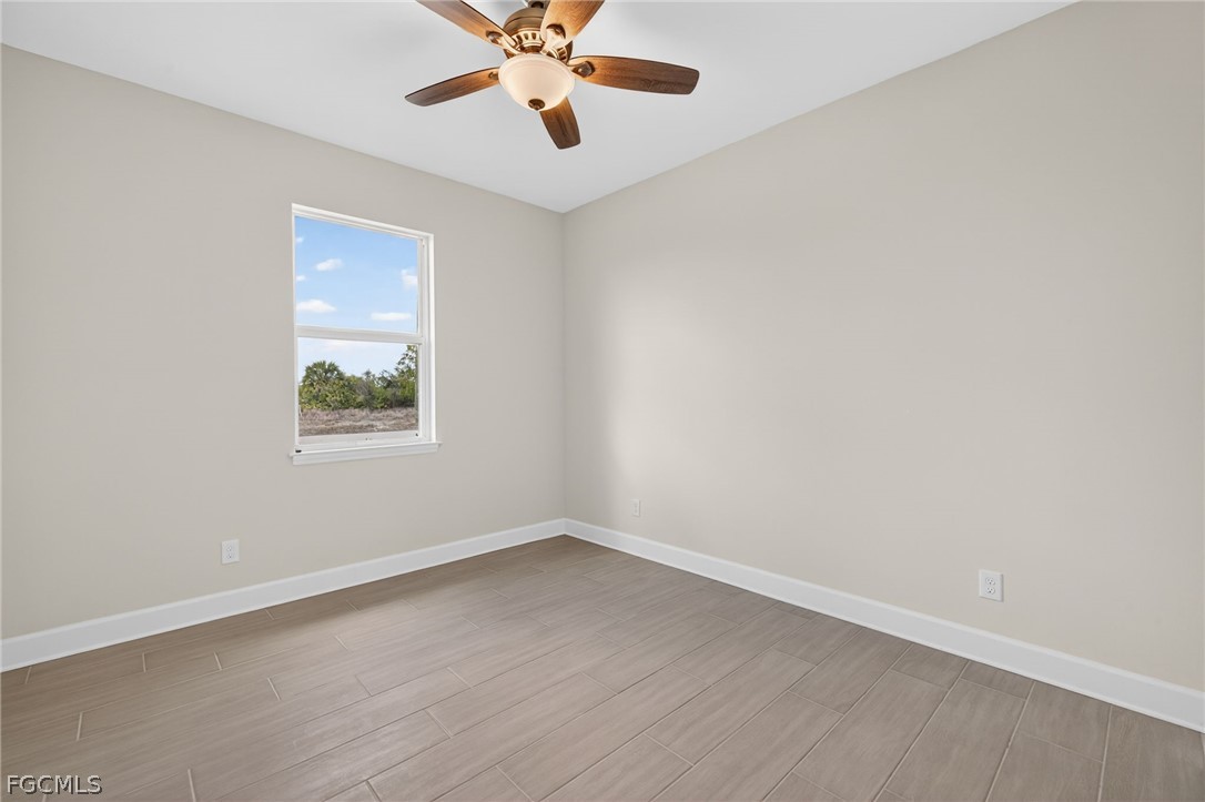 133 Southwest 9th Place Cape Coral, FL 33991 - Photo 25 of 33
