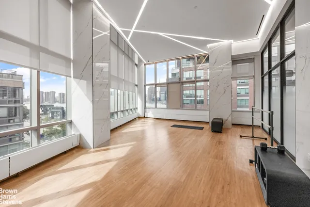 $1,275,000 | 46-30 Center Boulevard, Unit 503 | Long Island City
