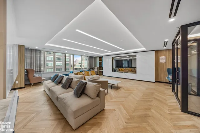 $1,275,000 | 46-30 Center Boulevard, Unit 503 | Long Island City