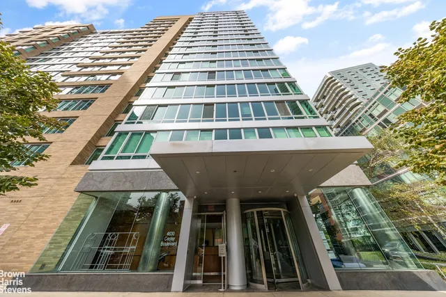 $1,275,000 | 46-30 Center Boulevard, Unit 503 | Long Island City