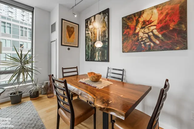 $1,275,000 | 46-30 Center Boulevard, Unit 503 | Long Island City