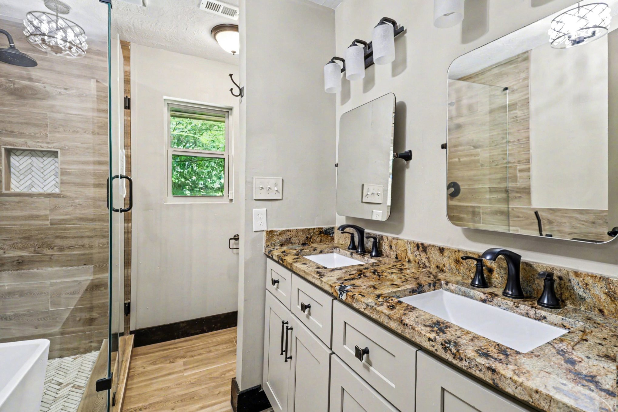 5251 Birdwood Road Houston, TX 77096 - Photo 30 of 35