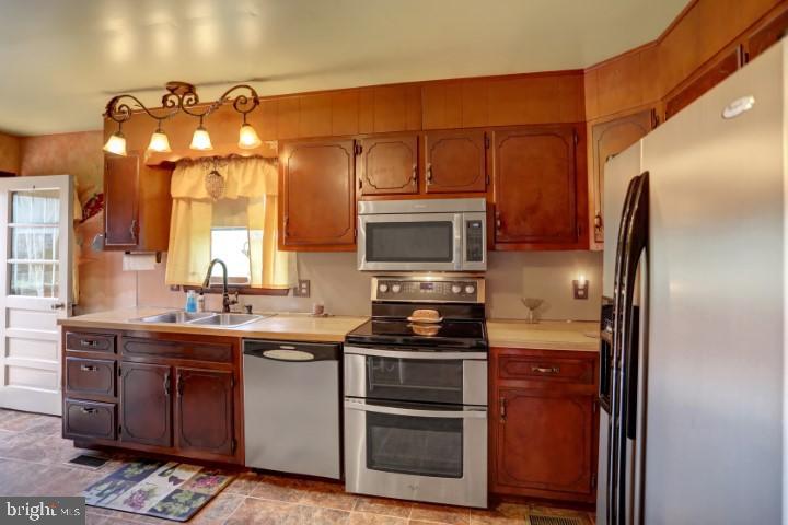 8 Bucks Valley Road Newport, PA 17074 - Photo 11 of 42 Gallery Image 11