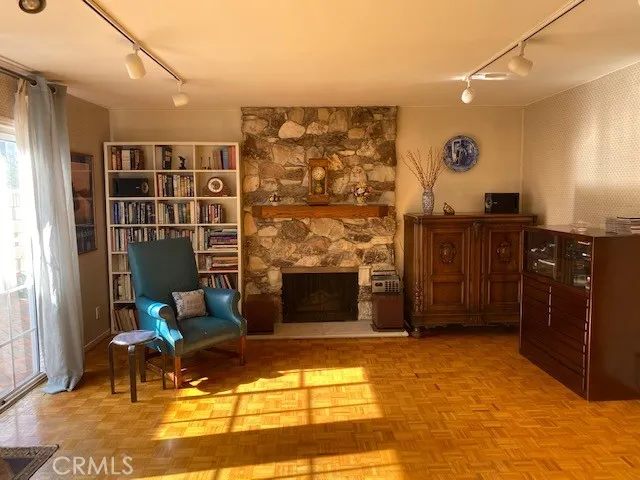 $1,650,000 | 6882 Loyola Drive, Huntington Beach, CA 92647