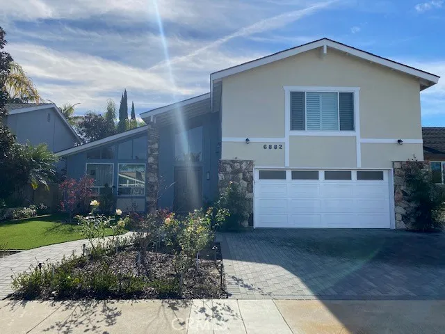 $1,650,000 | 6882 Loyola Drive, Huntington Beach, CA 92647