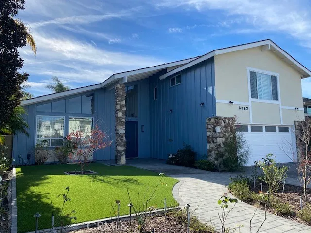 $1,650,000 | 6882 Loyola Drive, Huntington Beach, CA 92647