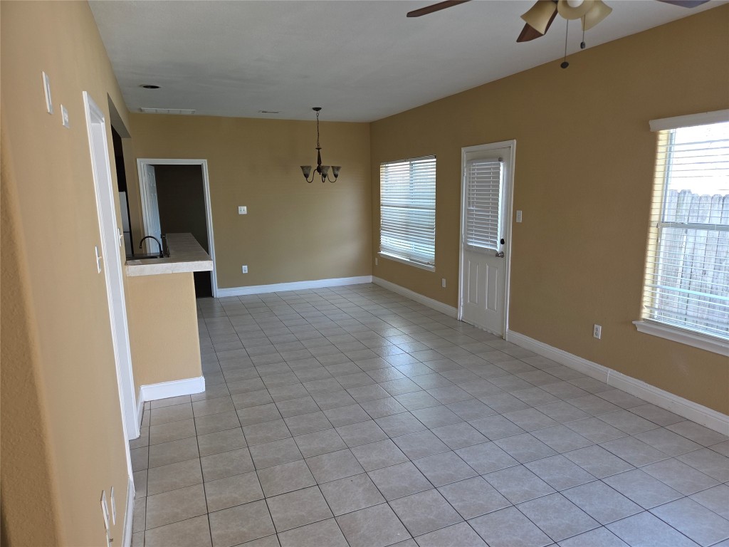 7709 Rhobell Street, Unit B Houston, TX 77016 - Photo 2 of 21 an empty room with windows and closet