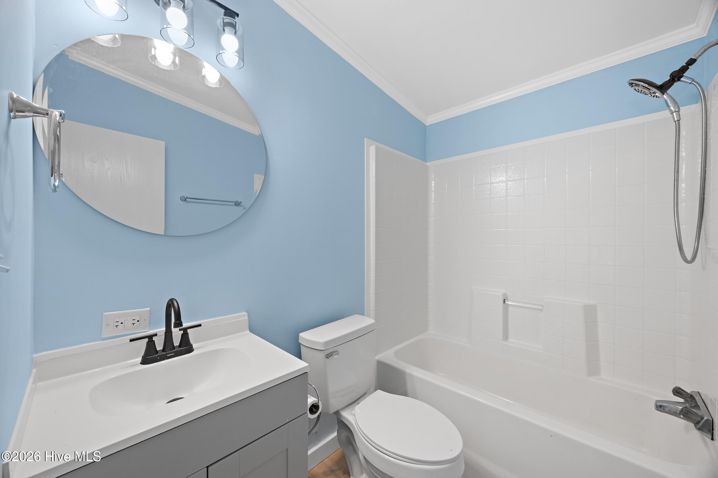 211 Pond Road Rocky Point, NC 28457 - Photo 16 of 38 19_bathroom